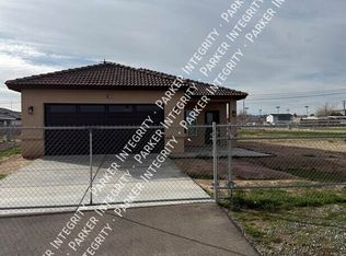 16507 Juniper St, Hesperia, CA 92345