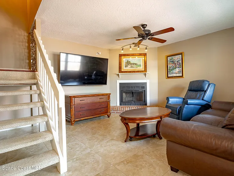 3266 Sand Ct — Photo 5