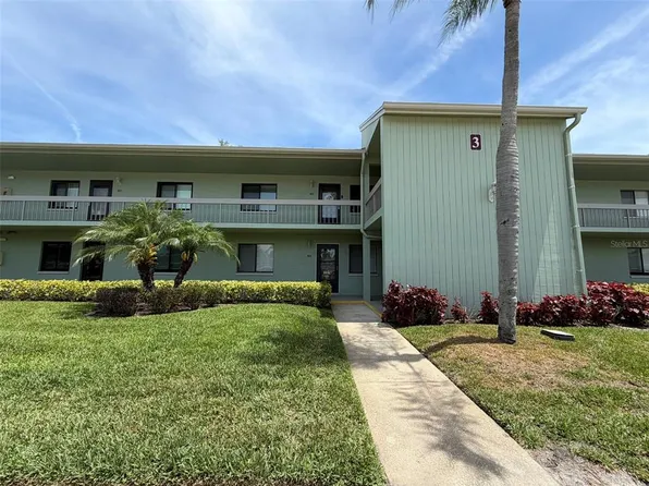 109 Nancy Dr, Oldsmar, FL 34677