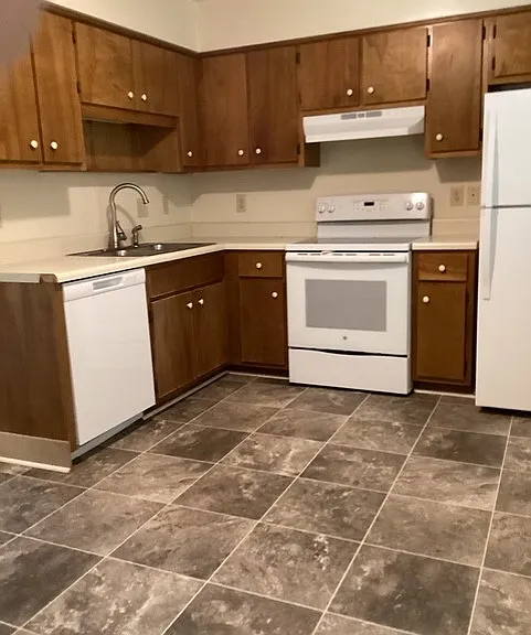 807 Brandon Ave SW #803 — Photo 2
