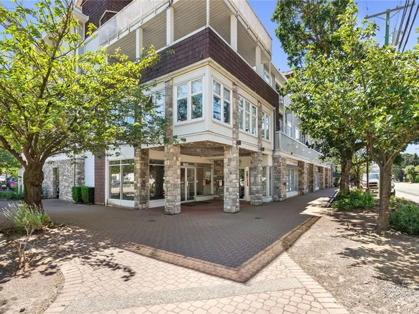 2823 Jacklin Rd #405, Langford, BC V9B 3Y1