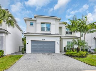 15226 Waterleaf Ln, Delray Beach, FL 33446