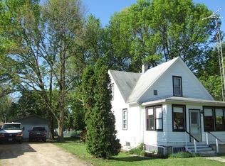 107 W Deerfield St, Deerfield, WI 53531
