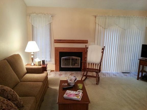 2nd image of 273 Loretta Ln