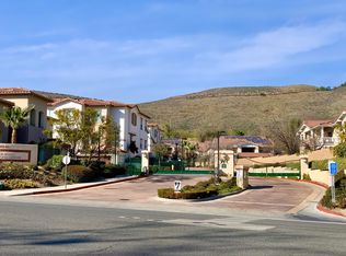 461 Country Club Dr UNIT 107, Simi Valley, CA 93065