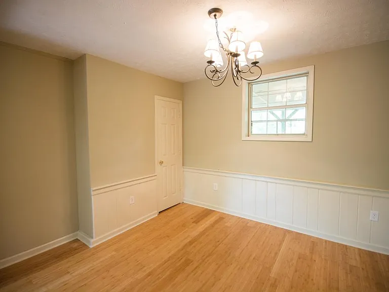 207 Woody Dr — Photo 8