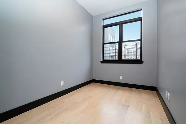 Rented by Nooklyn NYC LLC | media 9