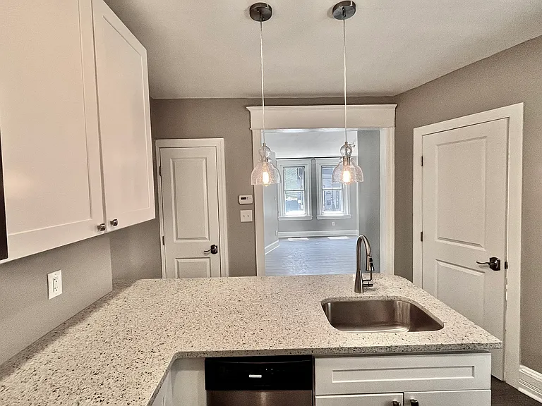 2939 W Master St #A — Photo 9