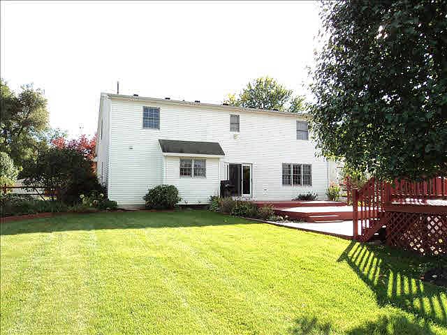 2nd image of 638 W Erie Rd
