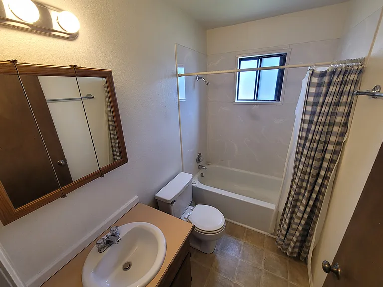 1102 E Carolina Ave #8 — Photo 19