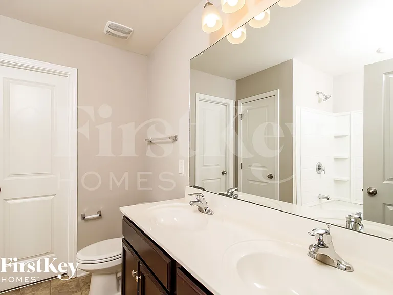 227 Sawyer Ln — Photo 7