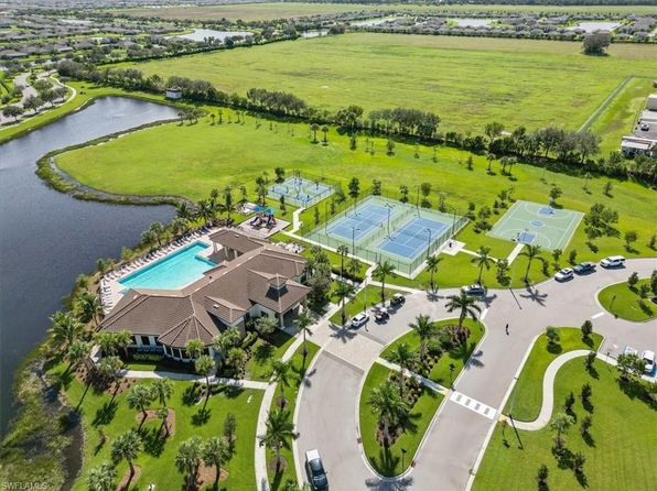 14373 Vindel Cir, Fort Myers, FL 33905