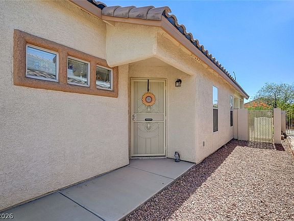 5th image of 961 Adobe Flat Dr