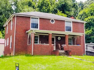 Second St, Wellston, OH 45692