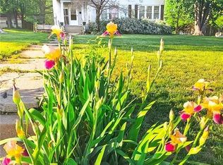 609 W 3rd St, Maryville, MO 64468