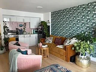 345 Ocean Dr #718 — Photo 2