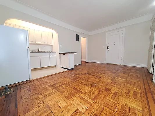 5th image of 41-41 46th St #4N