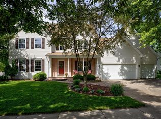 402 E Olde Paltzer Ct, Appleton, WI 54913