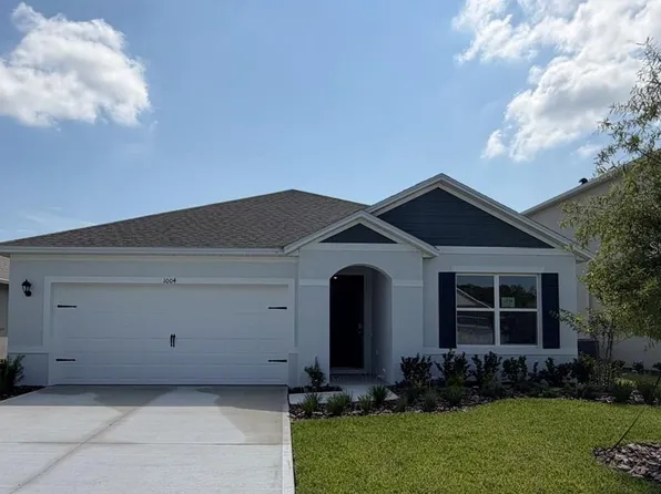 1004 Champion Ridge Dr, Daytona Beach, FL 32124