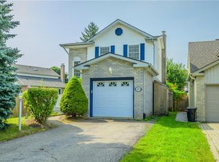 499 Old Orchard Pl, Waterloo, ON N2T1W1