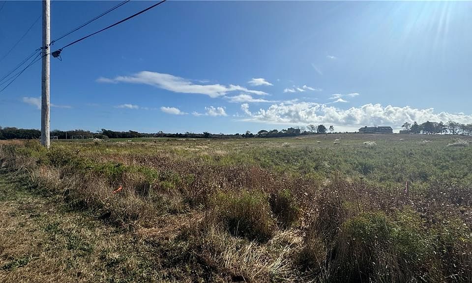 2nd image of 0 Old Center Rd