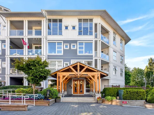 4500 Westwater Dr #112, Richmond, BC V7E 6S1