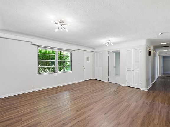 5th image of 4701 Kessler Boulevard East Dr
