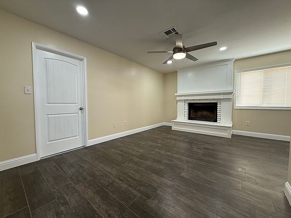 3rd image of 419 Sierra St