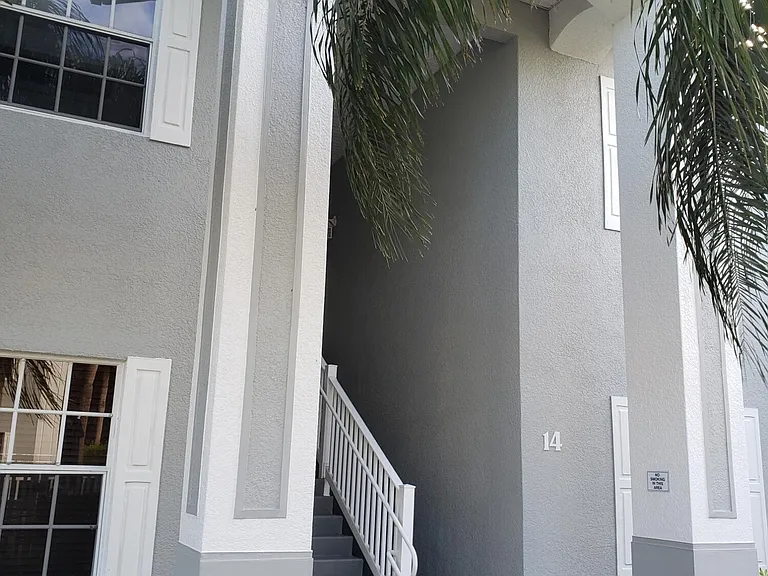 160 S Shepard Dr #16 — Photo 1