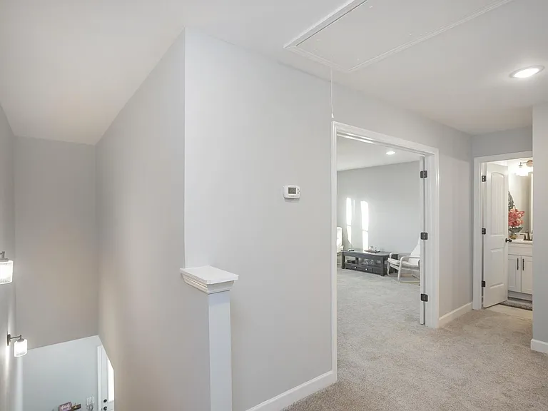 1003 Villa Cir — Photo 22