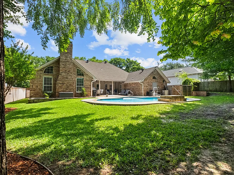 1830 Bent Tree Ln — Photo 34