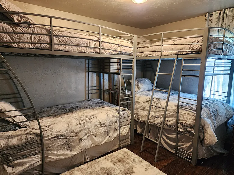 245 Frontier Trl — Photo 16