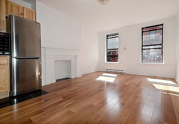 2nd image of 95 Orchard St APT 11