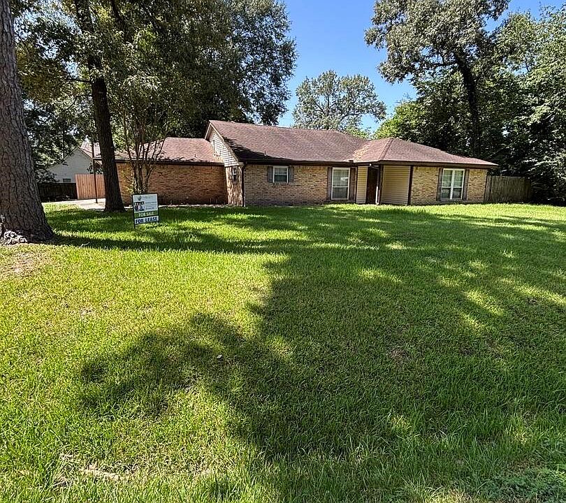 1st image of 26019 Leafywood Dr