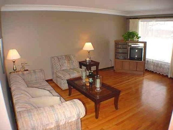 2nd image of 3318 Norris Ave