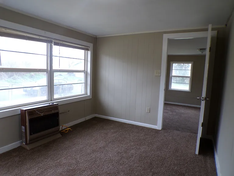 7417 Belgium Ave — Photo 6