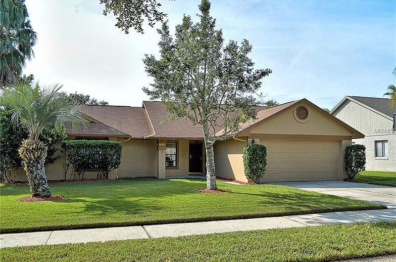 1st image of 1076 Beckstrom Dr