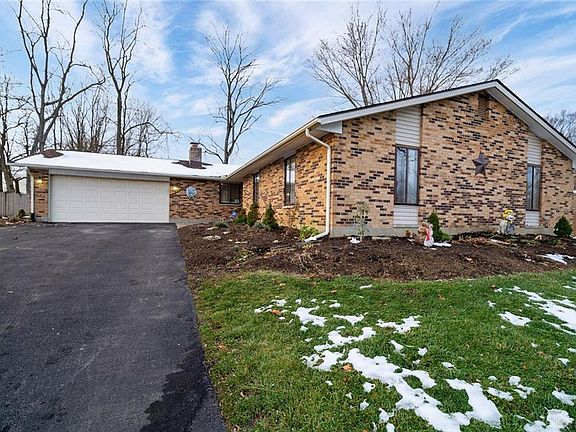 3rd image of 8731 Sugarcreek Point