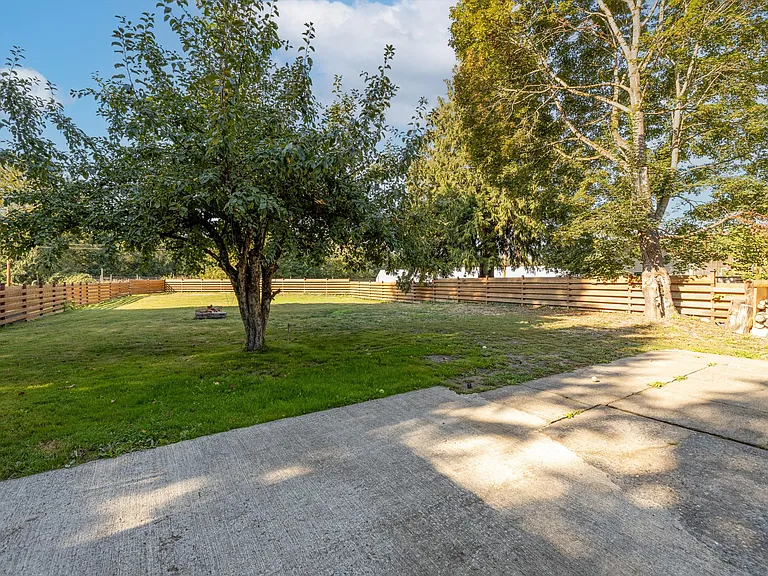 Get fresh apples from the apple tree in the Summer or cozy around the fire pit in the Winter.