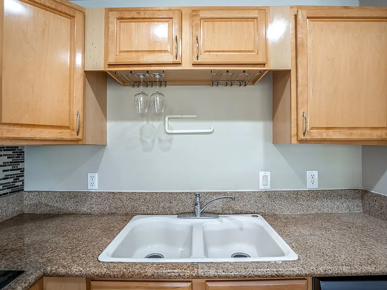 3740 Lower Honoapiilani Rd #F307 — Photo 22