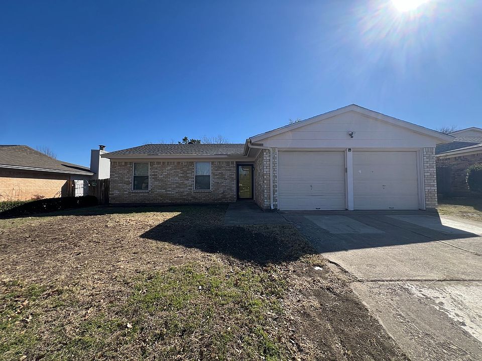 1st image of 617 Admiralty Way
