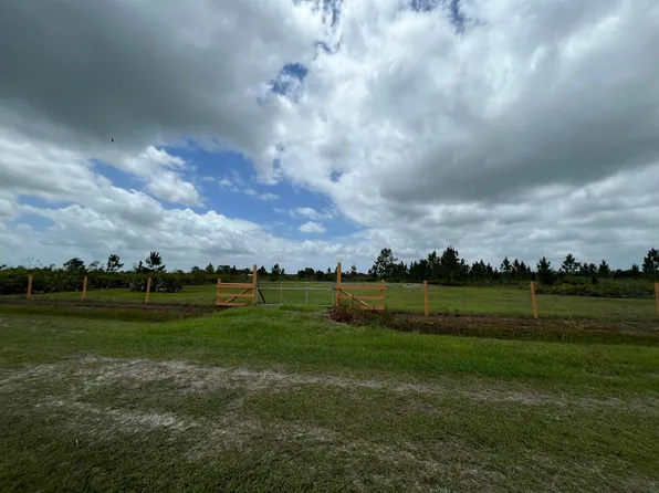 19092 NW 250th Street, Okeechobee, FL 34972