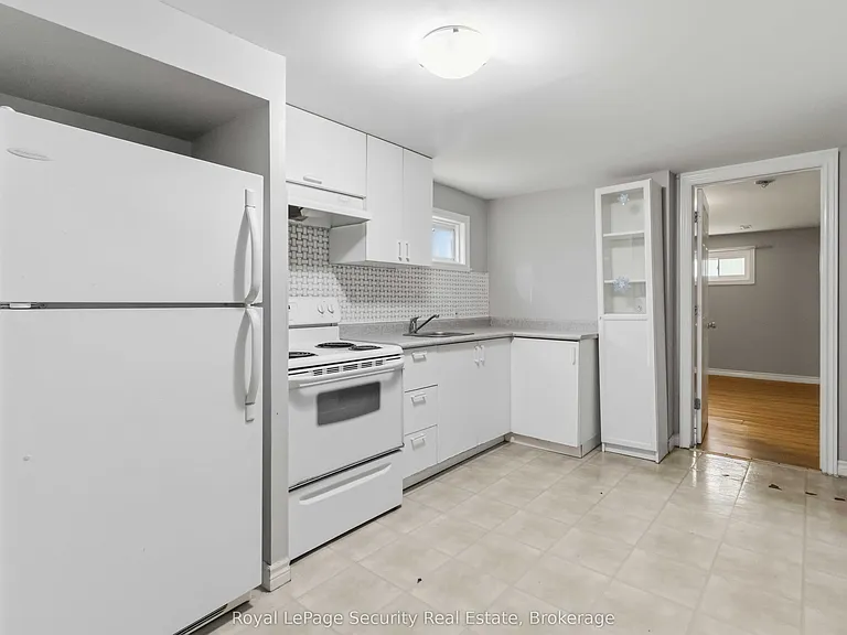 3372 Fellmore Dr #BASEMENT — Photo 12