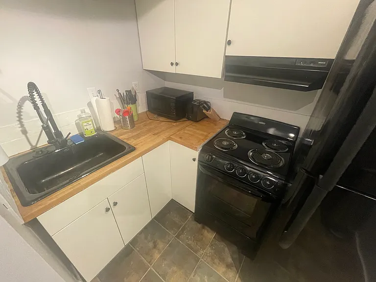 5027 Fulton St NW — Photo 8