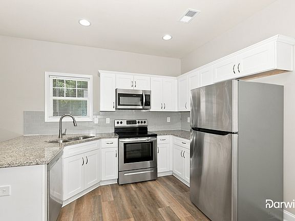 2nd image of 10912 Knotty Pine Pl