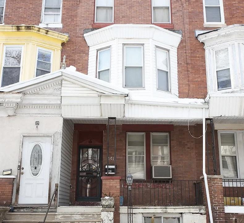 1st image of 3630 N 18th St