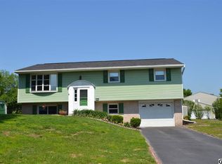 701 Stoney Creek Dr, Dauphin, PA 17018