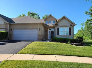 1131 Stommel Pl, Dyer, IN 46311