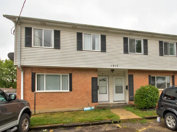 1317 Monomoy St APT E, Aurora, IL 60506