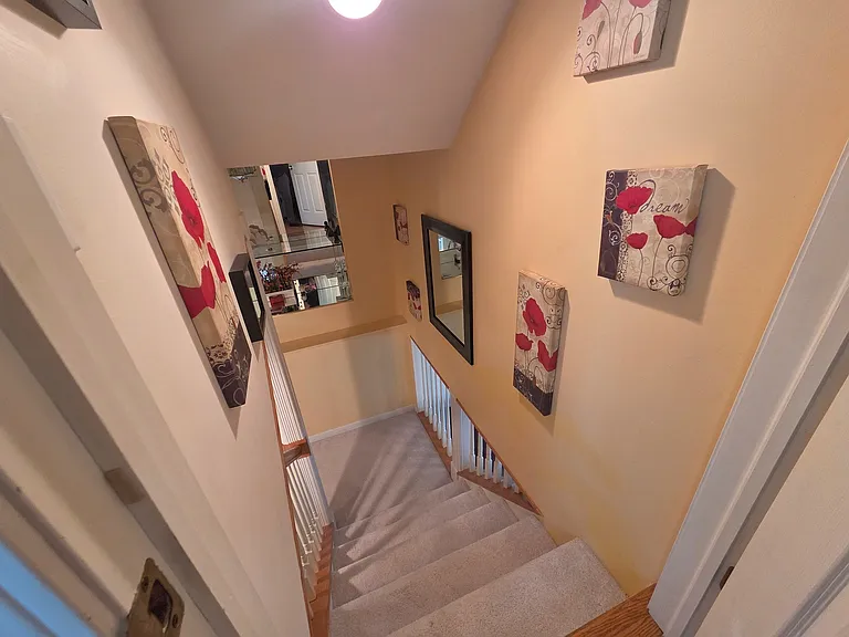 1025 Rosewood Dr #B — Photo 16